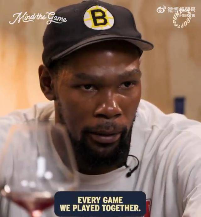 杜兰特迎来十二赛季出色发挥,皇家马德里观众热烈欢呼! 杜兰特迎来十二赛季出色发挥,皇家马德里观众热烈欢呼!